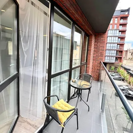 דירה Royal Vip Jacuzzi לבוב