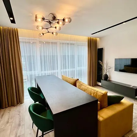 Royal Vip Jacuzzi 公寓 利沃夫