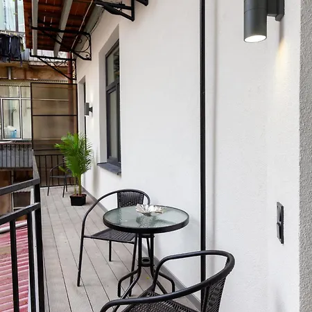 Royal Vip Jacuzzi * Leopoli