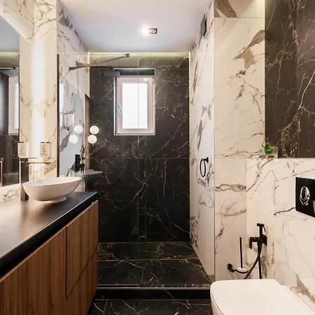 Apartment Royal Vip Jacuzzi *