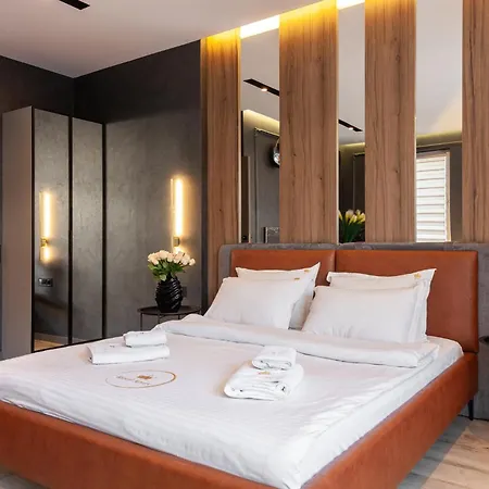 Royal Vip Jacuzzi Apartment