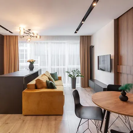 Royal Vip Jacuzzi Apartment Lemberg