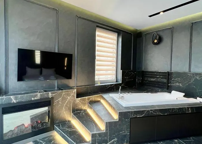 Apartment Royal Vip Jacuzzi Lviv