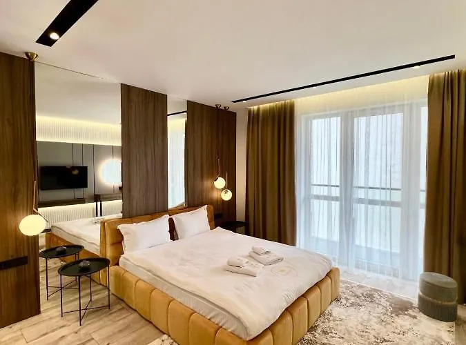 Royal Vip Jacuzzi Apartment Lviv