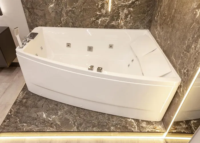 Appartamento Royal Vip Jacuzzi Leopoli